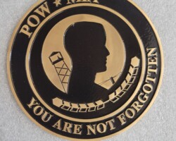 MILITARY PLAQUES & EMBLEMS #45 BRONZE FLAT RELIEF POW/MIA EMBLEM