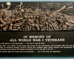 MILITARY PLAQUES & EMBLEMS #9 CAST BRONZE BAS-RELIEF PLAQUE FOR WWI VETERANS