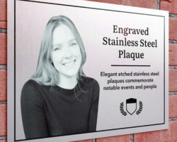 satin-aluminum-plaque-with-UV-printed-photo