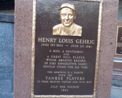 Yankees Plaque Cast bronze plaque with a custom leaf border and sculpted portrait